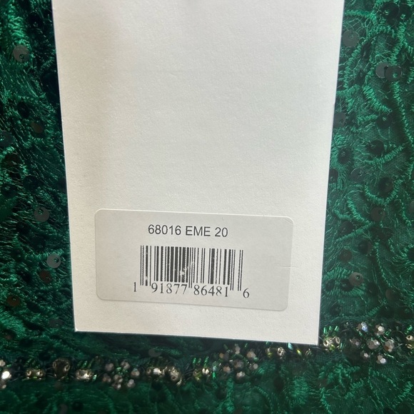 Mac Duggal 68016 NWT EMBELLISHED WRAP OVER LONG SLEEVE GOWN - Picture 6 of 7